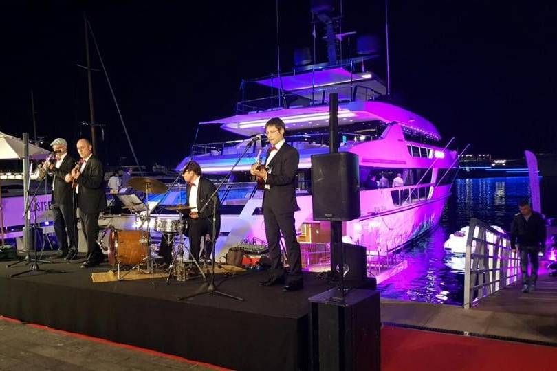 Uke Swing a Montecarlo