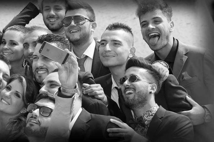 Raccontiamo le tue emozioni.
