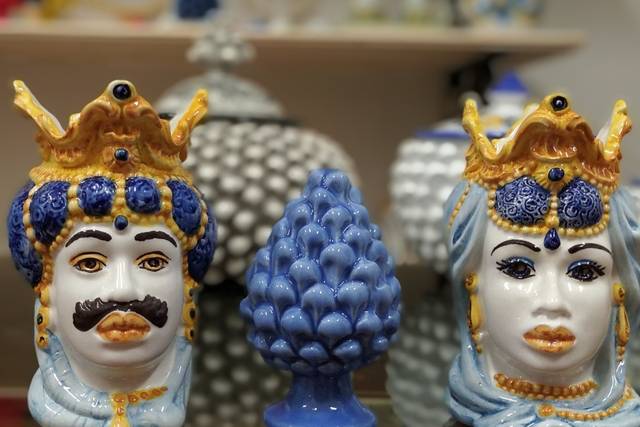 Tina Ceramiche di Caltagirone