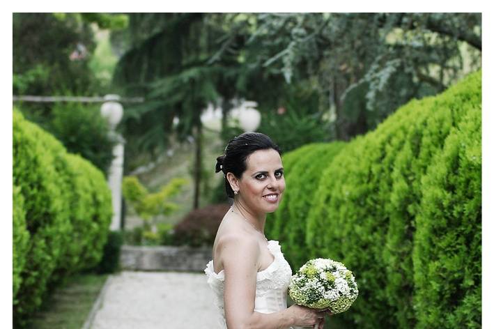 Sposa nel viale