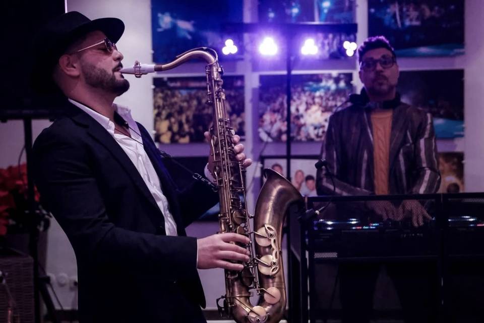 Dj e Sax