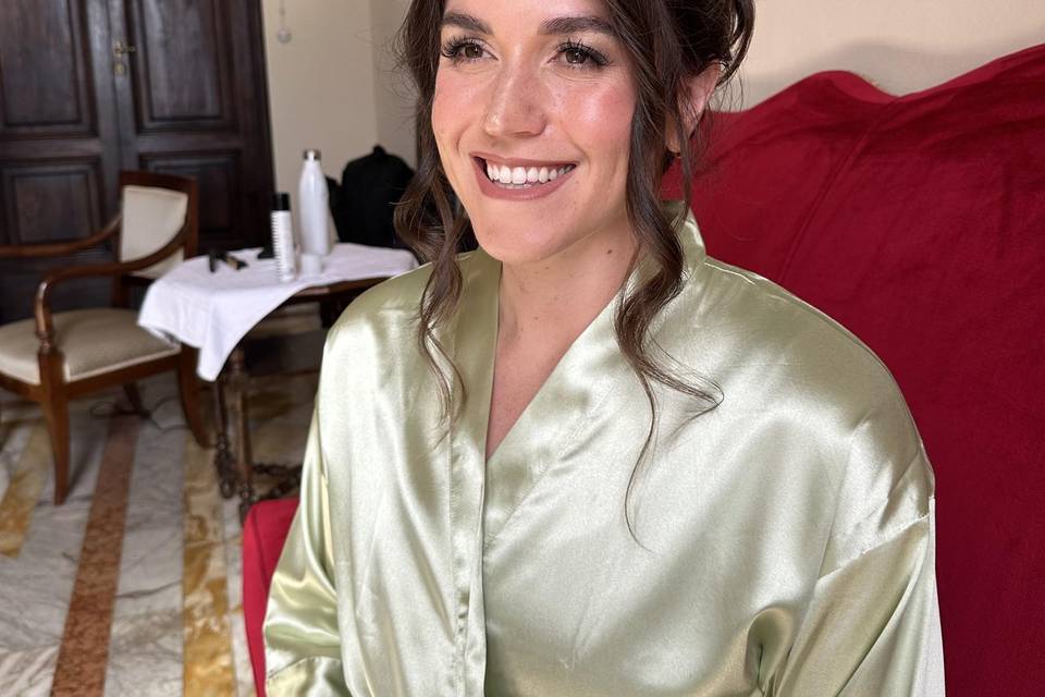 Make up damigella