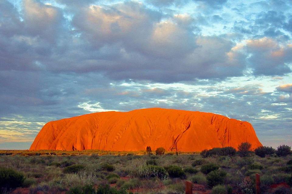 Ulururu, Australia