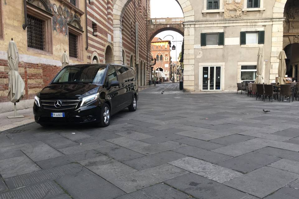 Foto in centro a Verona