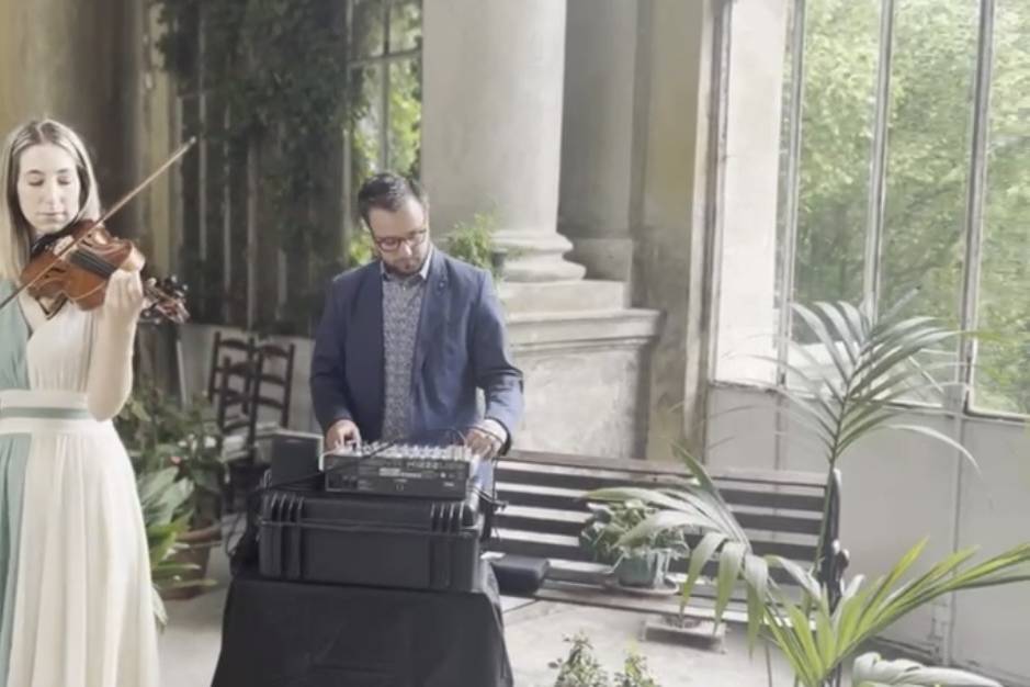 Matrimonio con violino e Djset