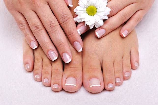 Pedicure-Manicure