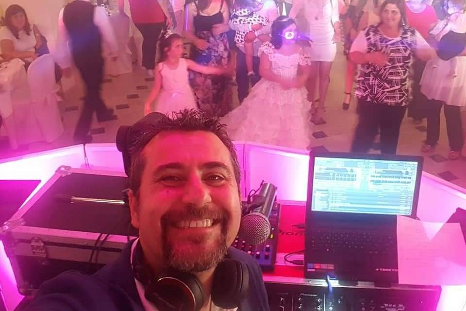 Max Moscaleras Dj