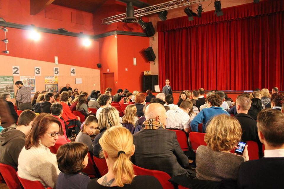 Teatro pieno per il mio show!