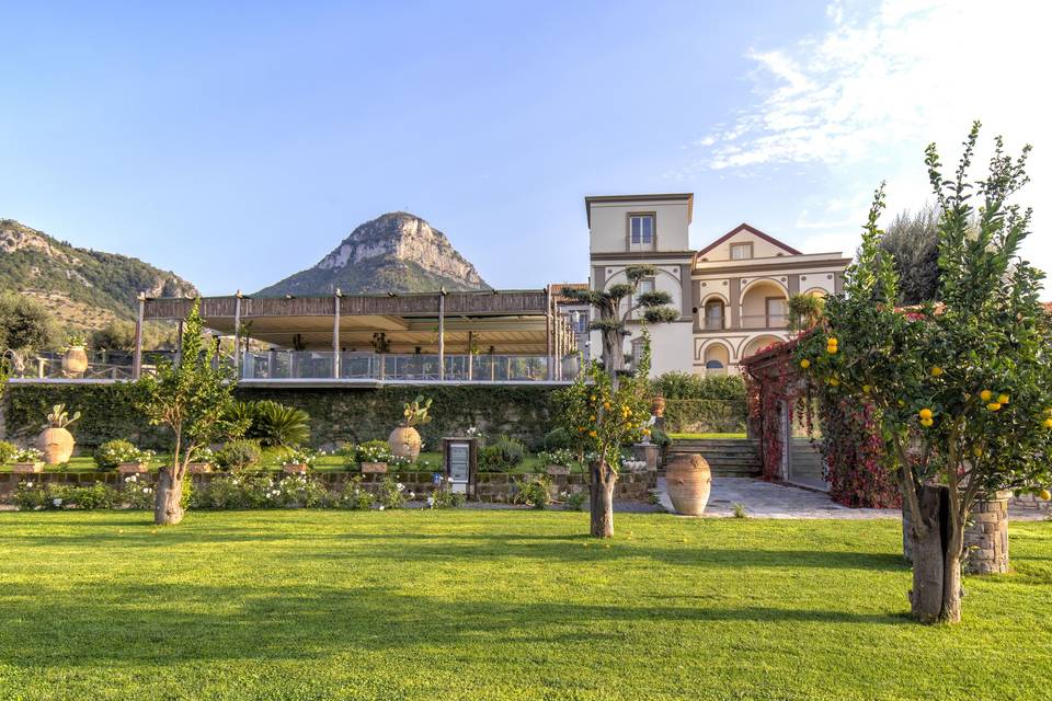 Terrazza dei limoni e Villa