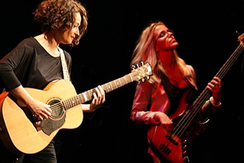 Cristina con Carmen Consoli