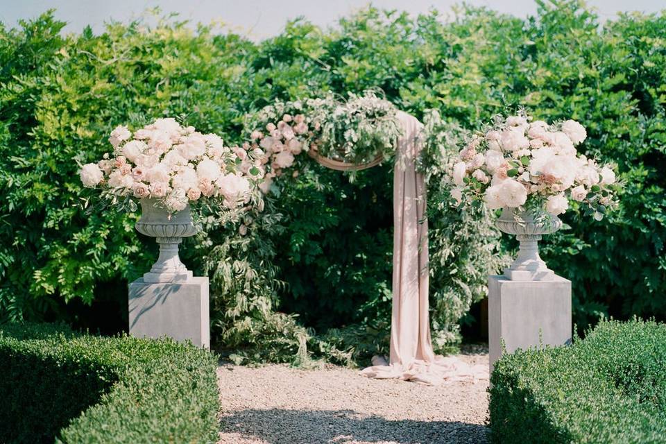 Wedding arch