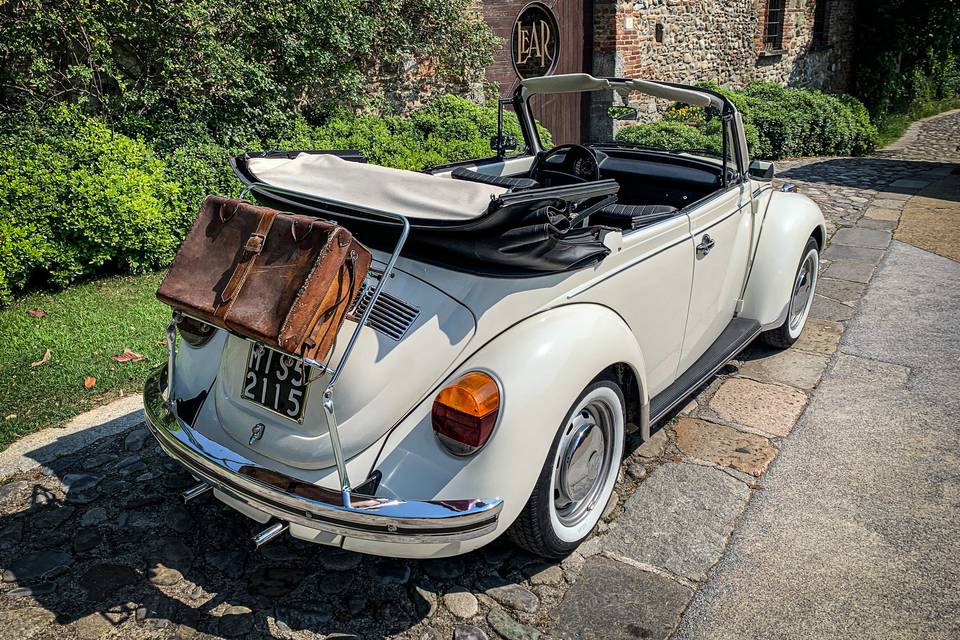 VW Maggiolino Cabrio