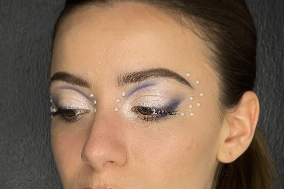 Glam makeup