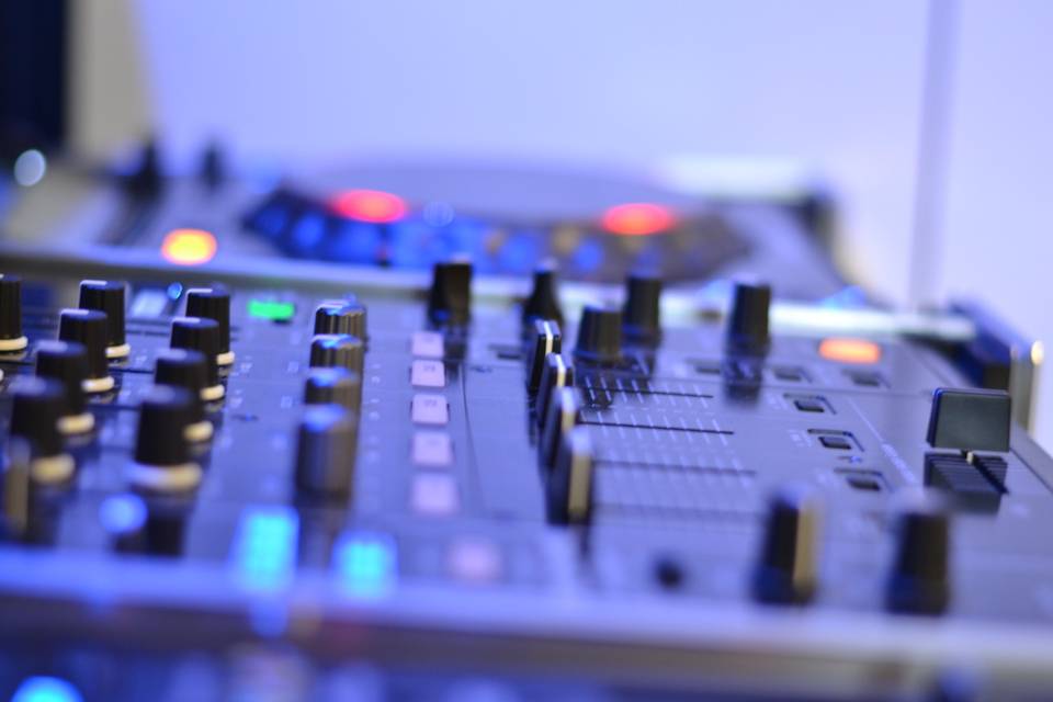 Mixer djm 900 nexus