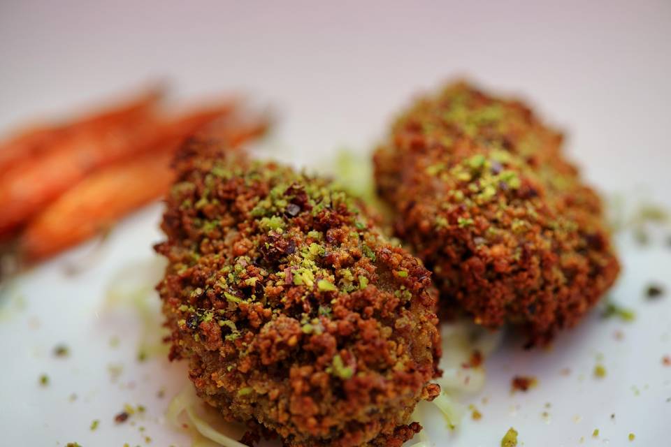 MAIALINO AL PISTACCHIO