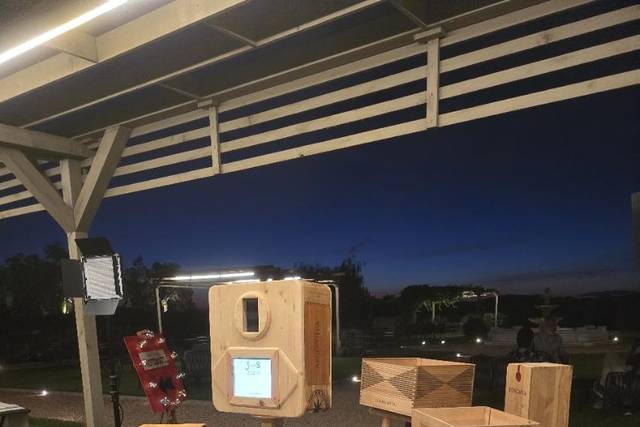 The Wine Crate Booth