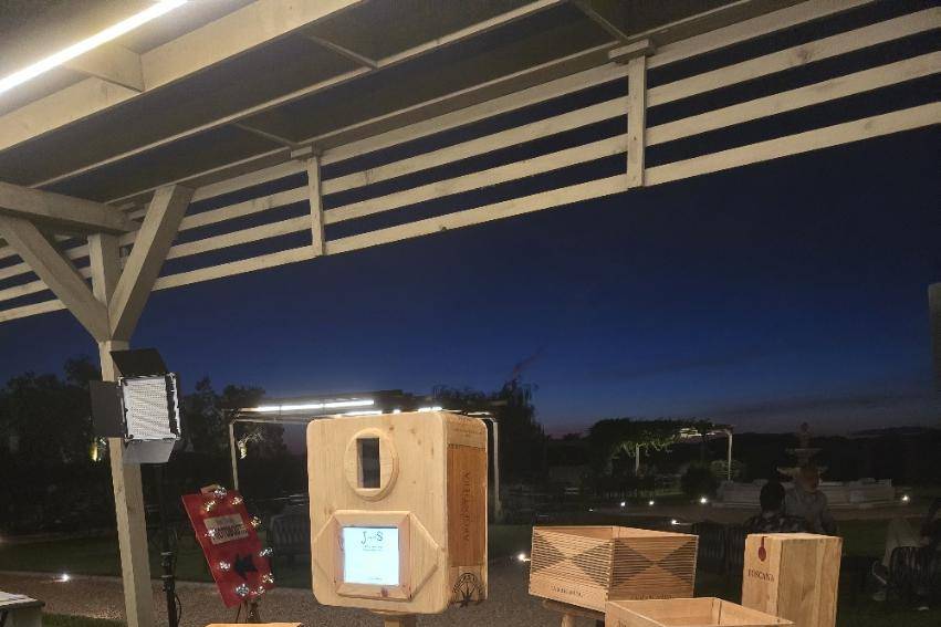 The Wine Crate Booth
