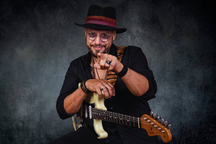 Met - vox guitar