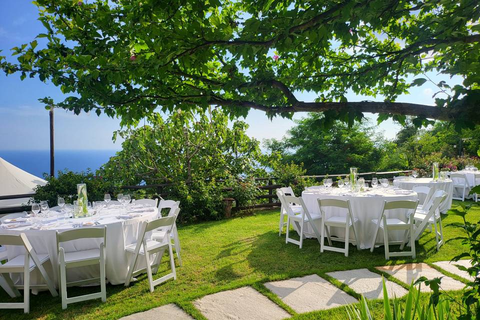 Cena in giardino