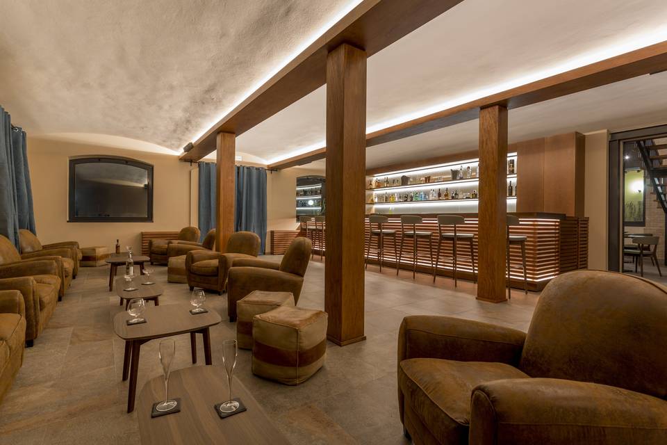 Lounge Bar