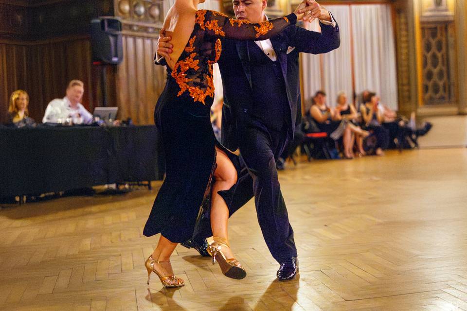 Eleganza ballo Bergamo