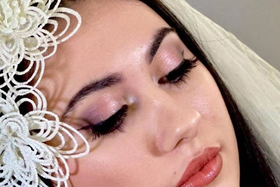 Soft glam make-up sposa