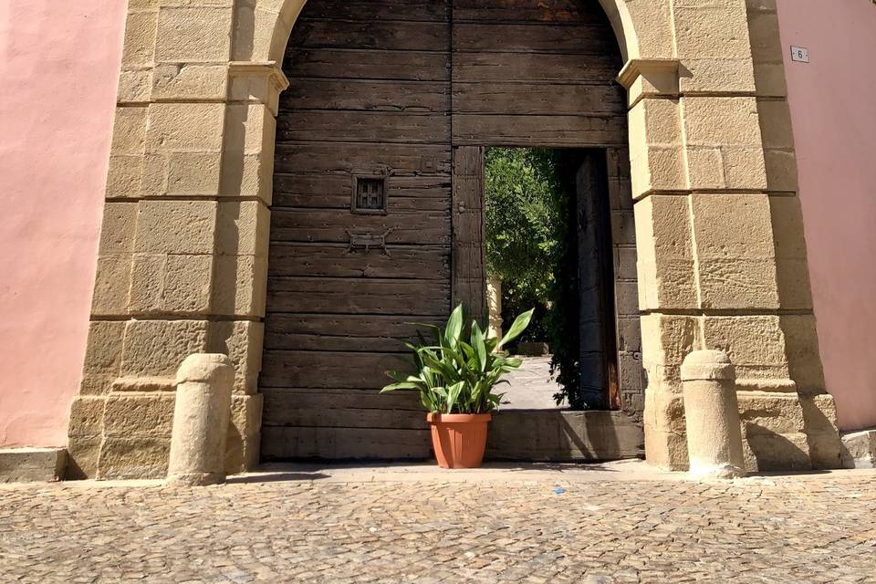 Arco d'ingresso Casa Ruda