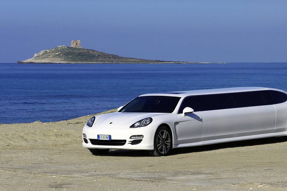 Porsche panamera limousine