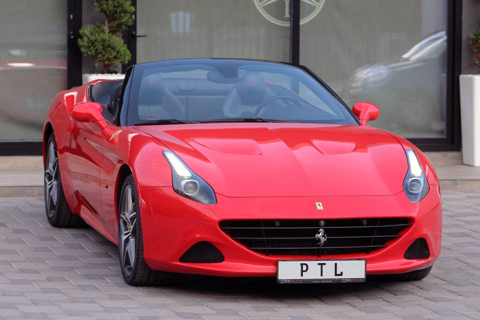 Ferrari California