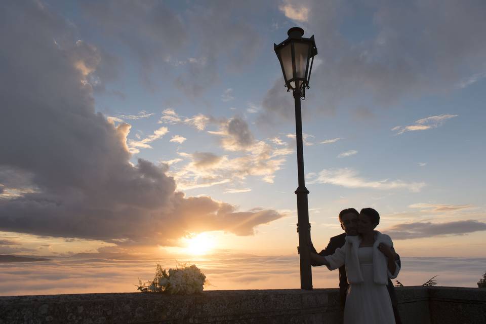 Silhouette al tramonto