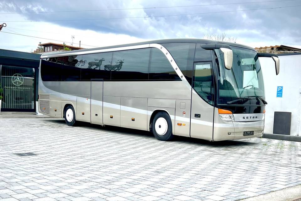 Palermo Transfer Limousine