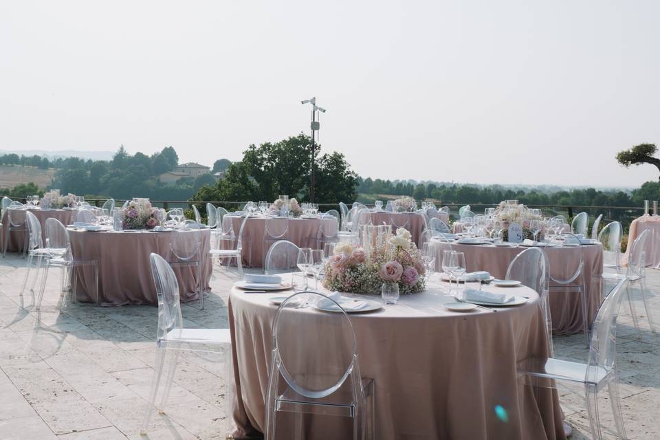 Allestimento esterno matrimoni