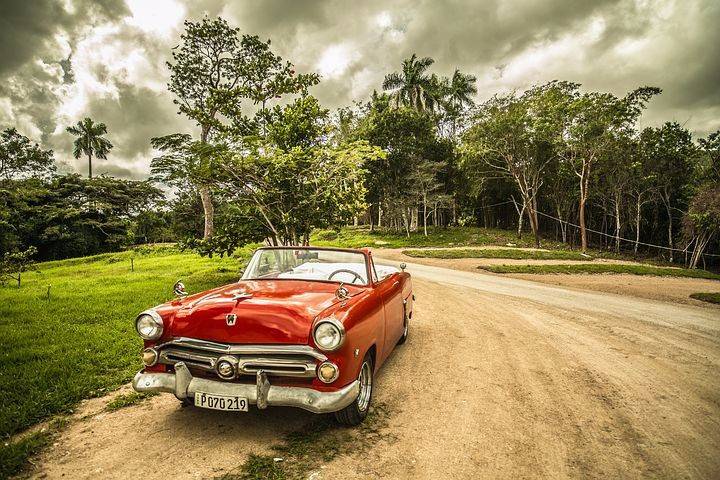 Tour a Cuba