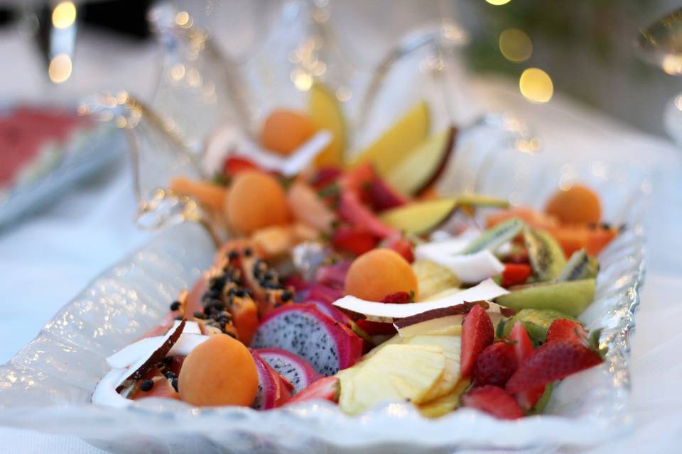 Buffet di frutta e dolci