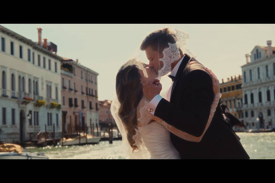 Sergio & Carol - Stills