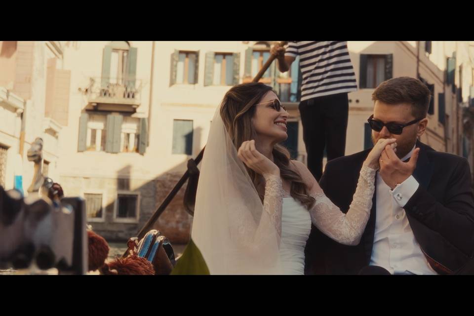 Sergio & Carol - Stills