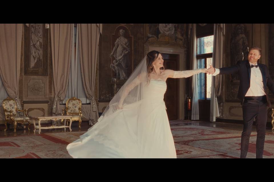 Sergio & Carol - Stills