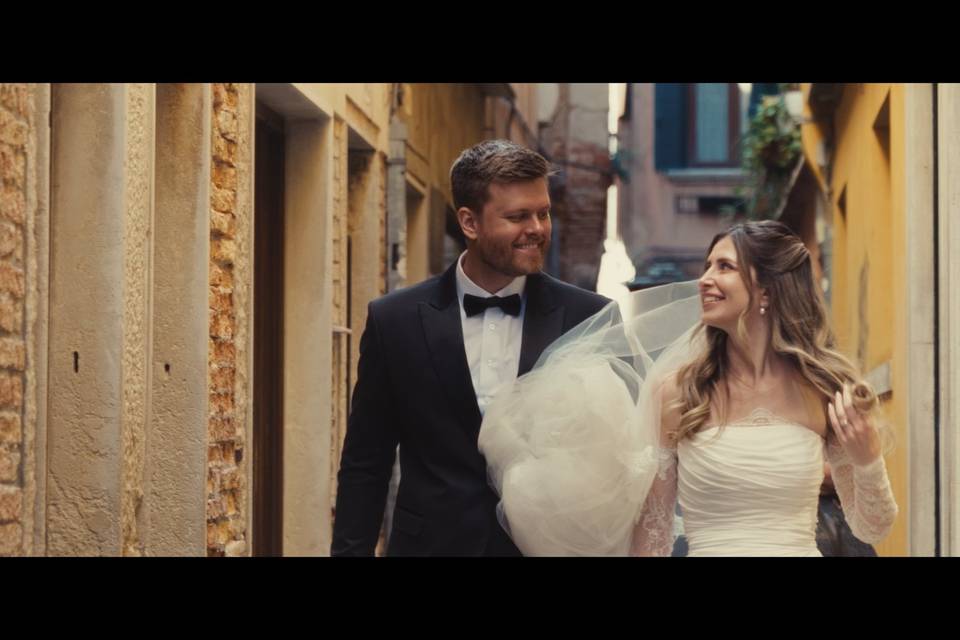 Sergio & Carol - Stills