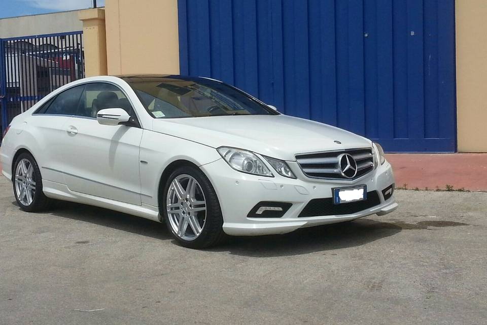 Mercedes E320