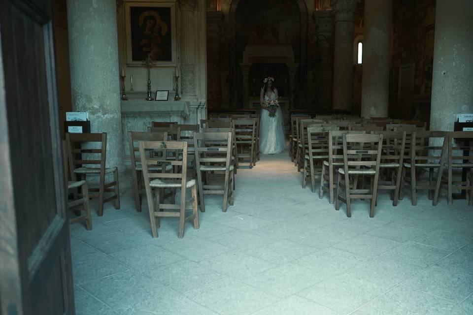 Chiesa-particolare-wedding-day