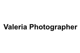 Valeria Photographer logo