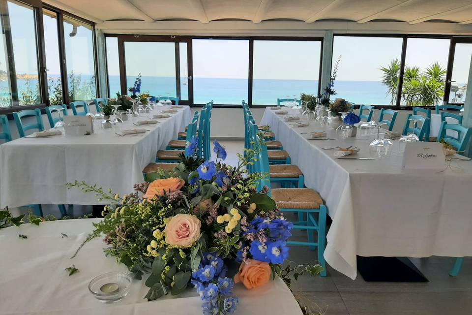 Tavolo sposi ed ospiti