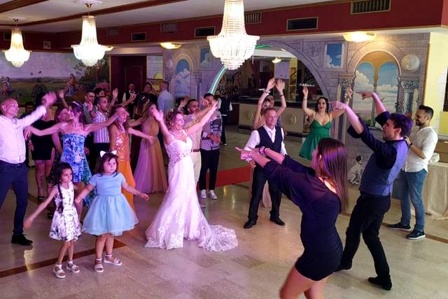 Feel Good Show - Eventi Animazione Spettacoli
