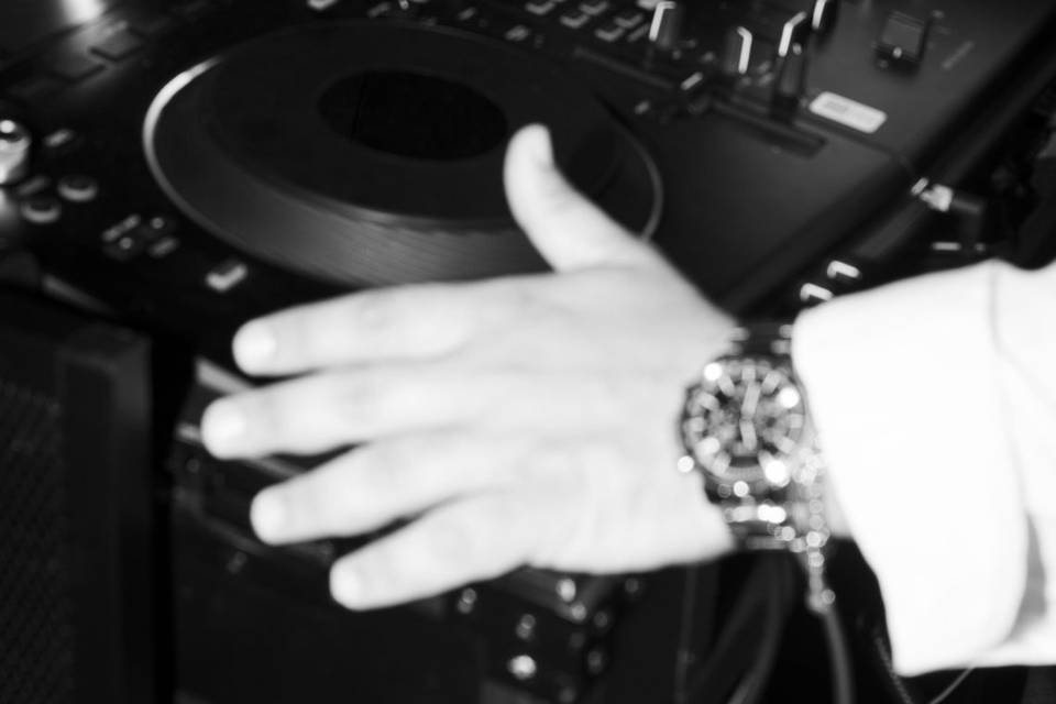 Play music