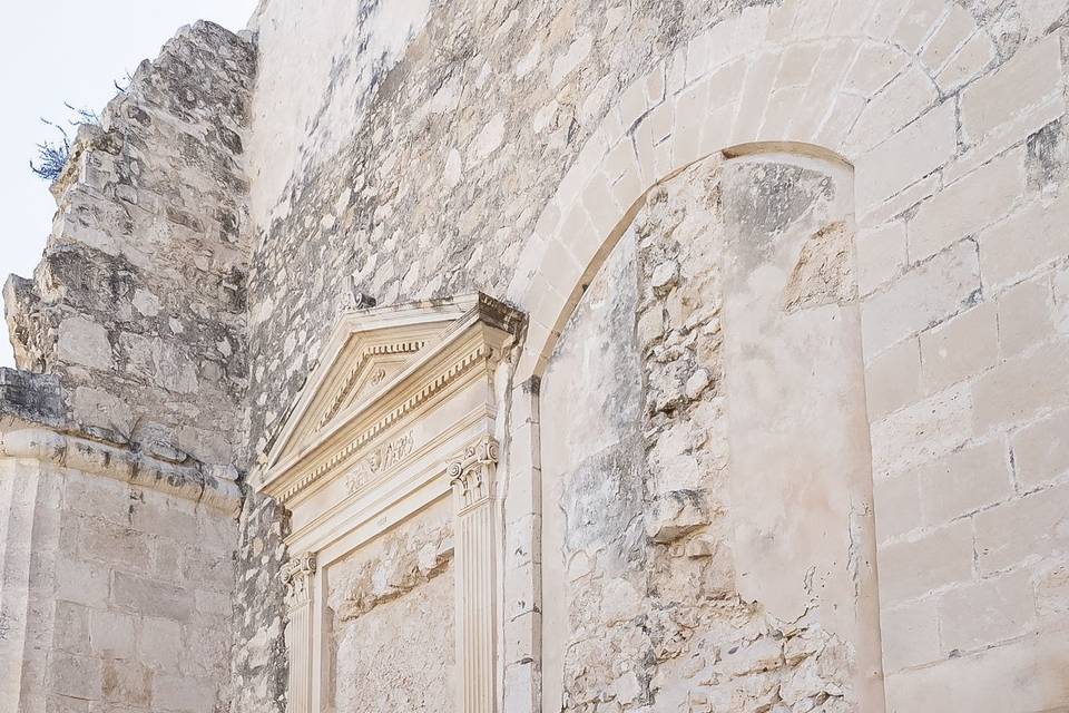Allestimento_arco_fiorito_esterno