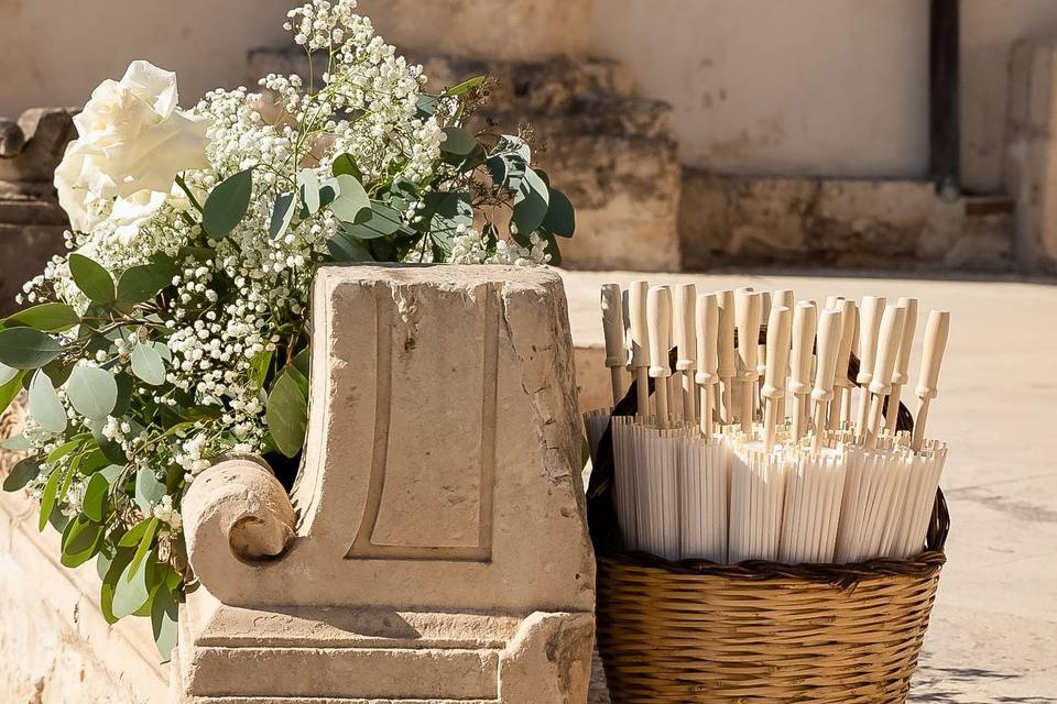 Basket_ombrelli_legno_decorazione
