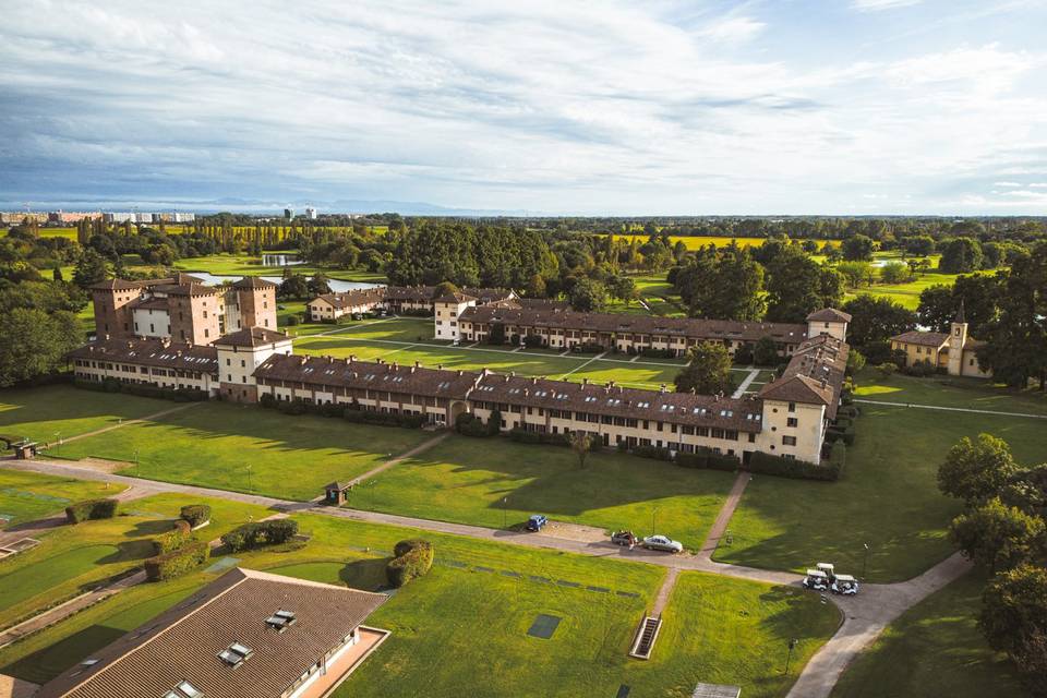 Castello Tolcinasco - Golf Resort & SPA