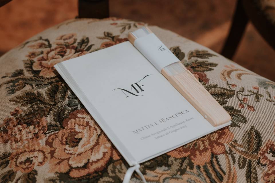 Libretto messa con ventaglio
