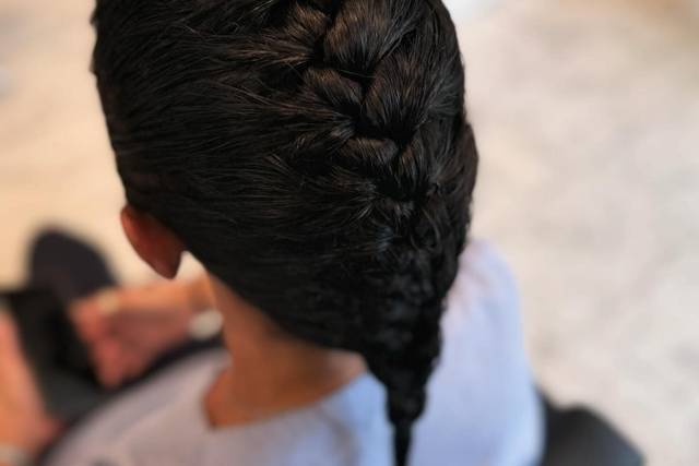 Dettagli acconciatura