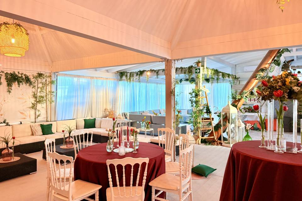 Sala interna vista mare